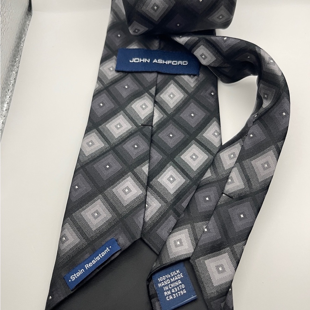 John Ashford Black and Gray Geometric Tie - Picture 2 of 4